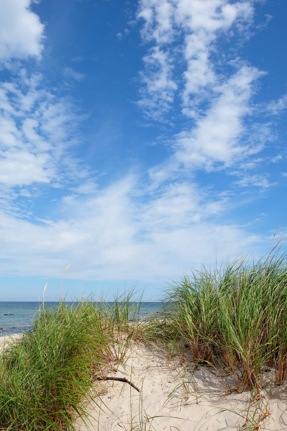 Bild mit Natur, Wolken, Sommer, Strand, Ostsee, Meer, Düne, Dünen, Erholung, Rügen