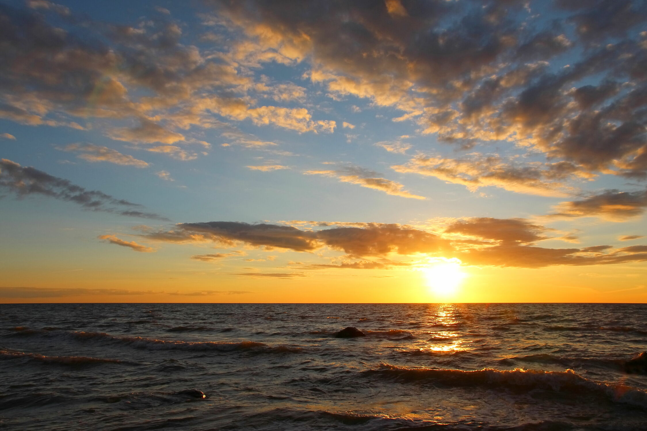 Bild mit Natur, Sonnenuntergang, Urlaub, Sonnenaufgang, Strand, Ostsee, Rügen, Norden, Stimmung, quellwolken