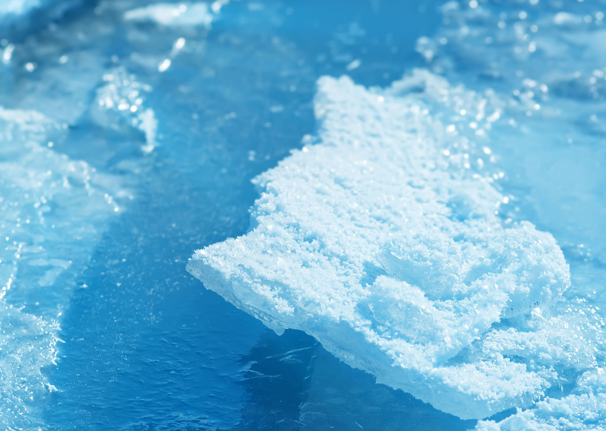 Bild mit Wasser, Winter, Schnee, Eis, Gewässer, Blau, Meer, Kälte, Frost, gefroren