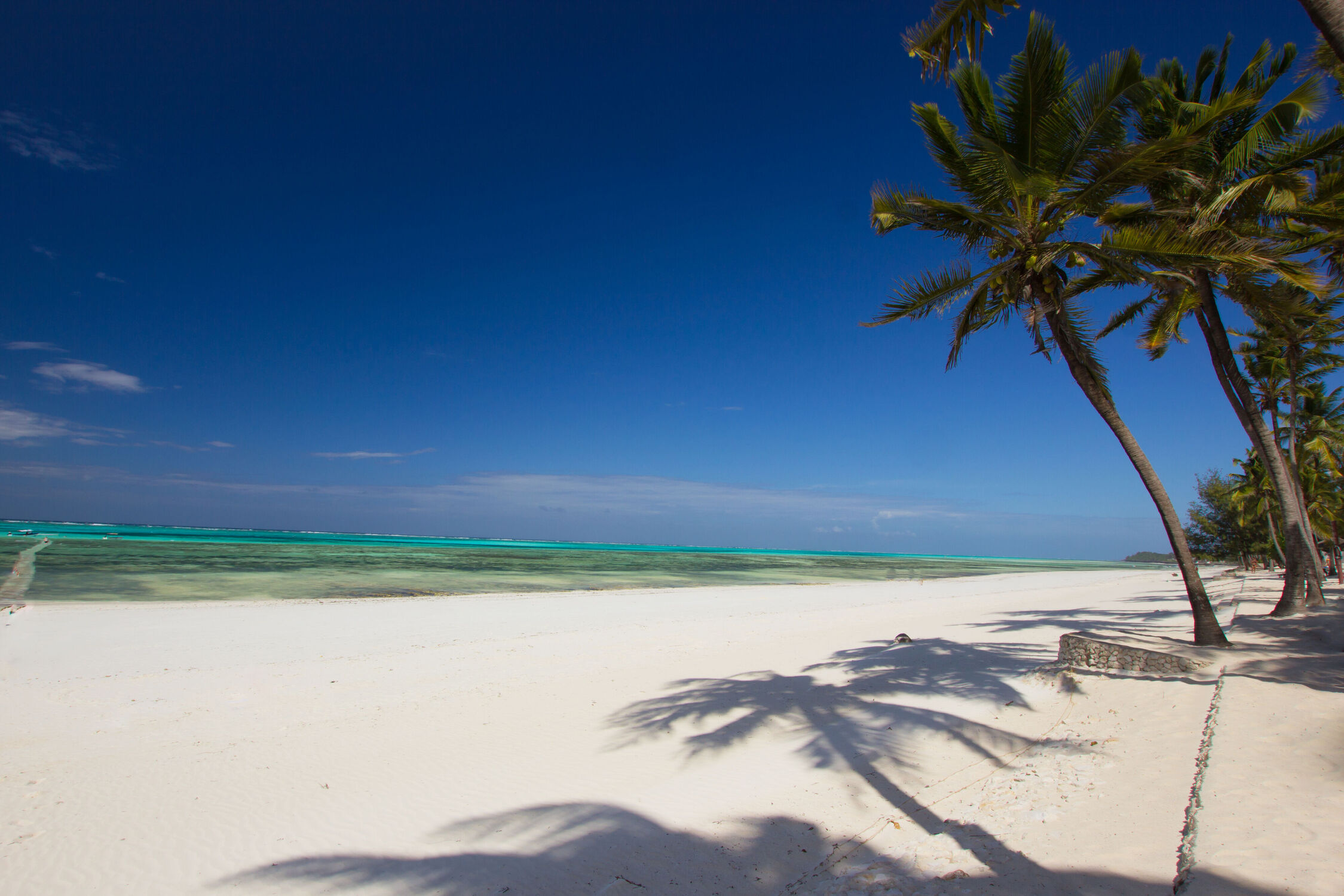Bild mit Sand, Beach, blue, Africa, island, sea, waves, paradise, sansibar, white sand