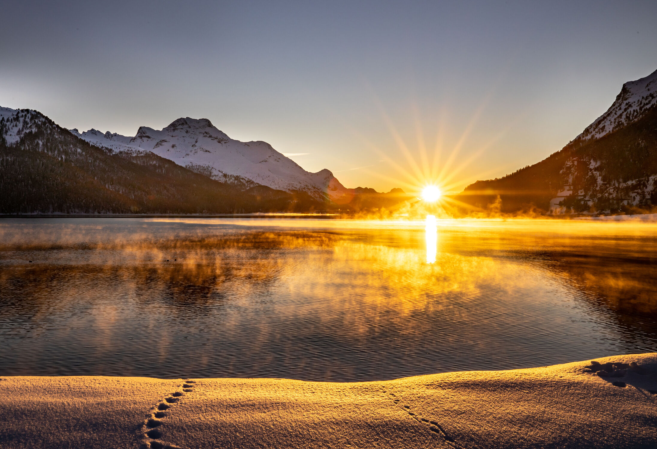 Bild mit Landschaften, Winter, Seen, Sonnenuntergang, Alpen, Lichtstimmungen, Schweiz