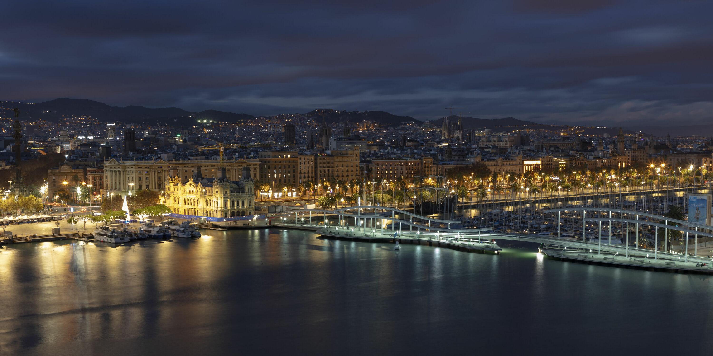 Bild mit Hafenanlage, Mittelmeer, Nachtaufnahmen, Nacht, spanien, Promenade, Lichter, Barcelona, Port Vell, Rambla de Mar
