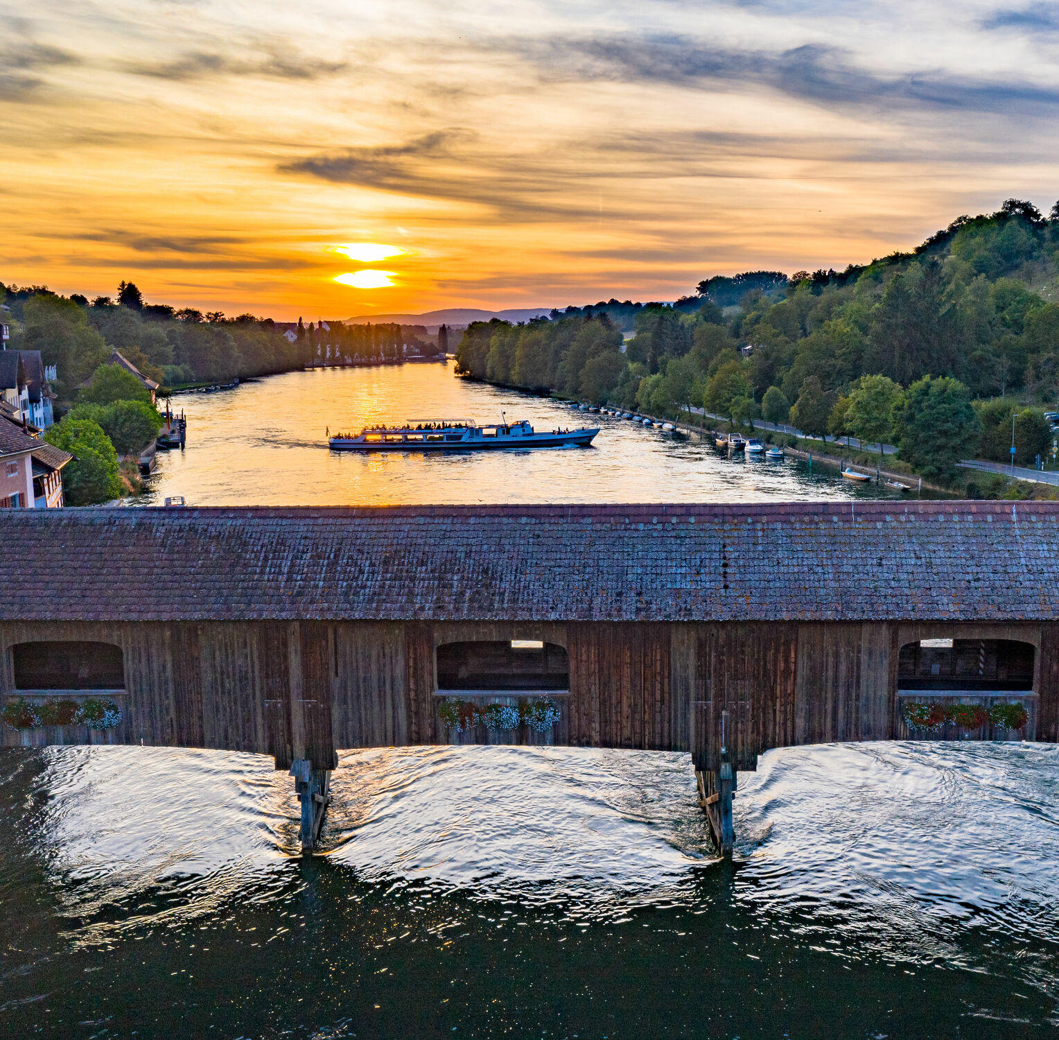 Bild mit Wasser, Sonnenuntergang, Schiffe, Brücken, Rhein, Luftaufnahme, Drohnen