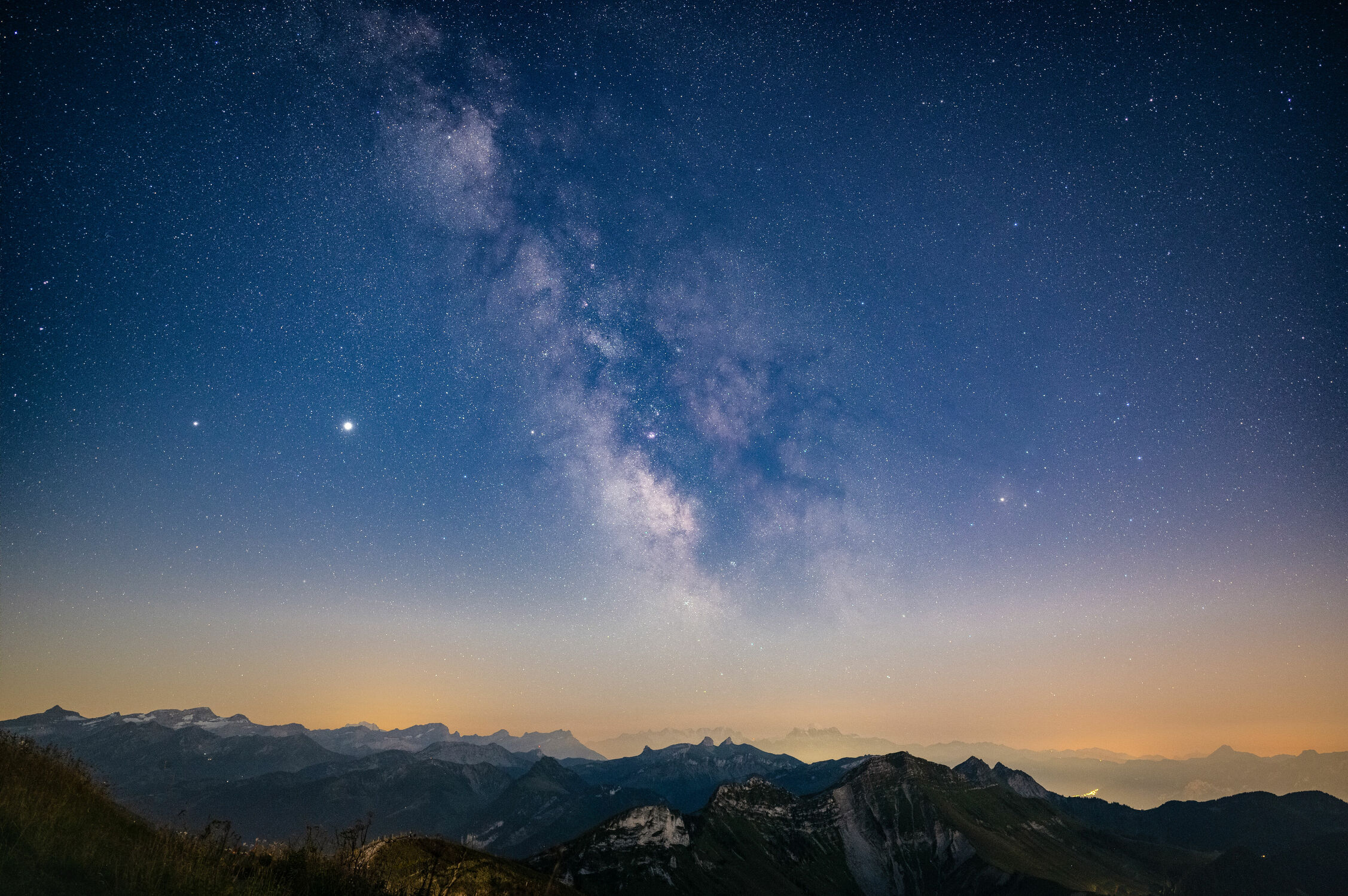Bild mit Berge, Himmel, Sommer, Alpen, Panorama, Nacht, warm, Milchstraße, Planeten, Galaxy
