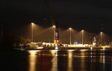 Rendsburg Port bei Nacht