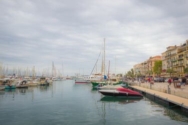 Bild mit Frankreich, Segelboot, Hafenstadt, Yacht, Yachthafen, france, Bucht, cityscape, Cannes