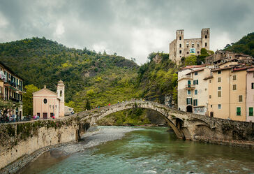 Bild mit Italien, Nature, Altstadt, Brücke, Altstadtbrücke, Fluss, Castle
