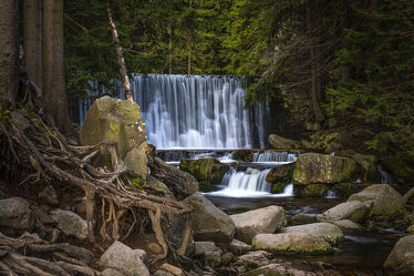 Wilder Wasserfall in Karpacz im Riesengebirge 6