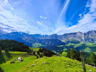 Bild mit Natur, Berge und Hügel, Berge, Weiden und Wiesen, Wälder, Bergdörfer, Alpen, Alpenland, Berglandschaft
