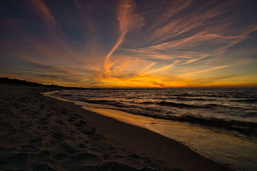 Sonnenuntergang am Strand an der Ostsee