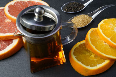 Bild mit Orange, Grapefruit, Stillleben, Löffel, Scheiben, Zucker, kanne, schwarzer Tee