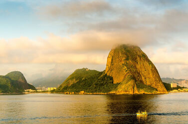 Bild mit Berge, Felsen, Wahrzeichen, Landschaft, Schönheit, Bucht, zuckerhut, brasilien, rio de janeiro