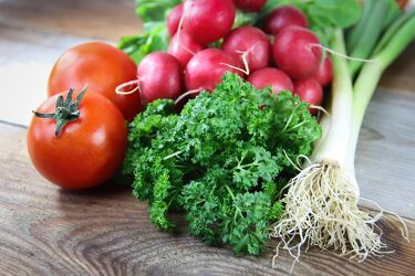 Bild mit Grün, Lebensmittel, Essen, Rot, Tomaten, Gemüse, GESUND, Petersilie, lauch, radieschen