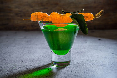 Bild mit Grün, Glas, Orangen, nahaufnahme, farbenfroh, Vitamine, Drink, Cocktail, Orangenscheiben, hingucker