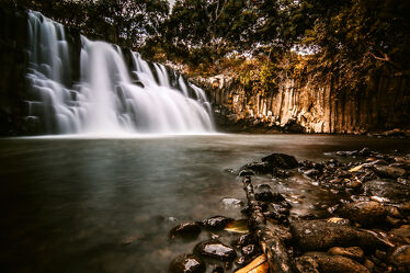 Bild mit Wasser, Wald, Wasserfall, Reisen, Afrika, Langzeitbelichtung, Fluss, Ufer, Rochester Falls, Mauritius