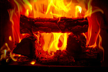 Bild mit Feuer, Kamin, Kaminfeuer, lagerfeuer, Fire, stack, fireplace