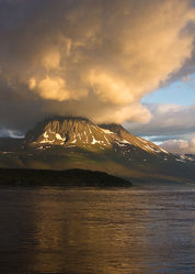 Berg in Wolken in Norwegen