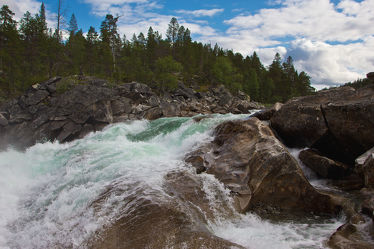 Tosender Fluss im Norden Norwegens