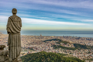 Bild mit Denkmäler und Statuen, Mittelmeer, Stadt, spanien, Statue, aussicht, Aussichtspunkt, Barcelona, Sagrat Cor, Tibidabo