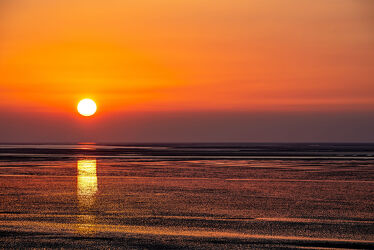 Bild mit Sonnenuntergang, Abendrot, Meer, Nordsee, Abend am Meer, Watt, Naturschutzgebiet, Cuxhaven