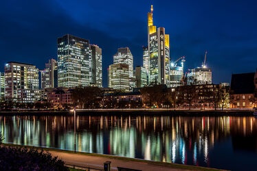 Frankfurt City bei Nacht