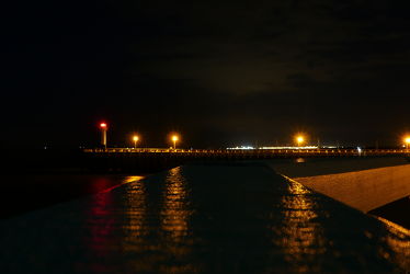 Bild mit Meer, Nachtaufnahmen, Nordseeküste, Leuchtturm, Mole, Belgien