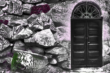 Die Tür im Felsen