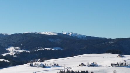 Bild mit Berge und Hügel, Ski Langläufer, Berge und Almen, Schnee in den Bergen