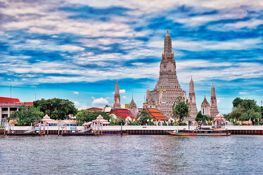 Bild mit Kunst, Buddha, südostasien, Tempelanlagen, Religion, Flussufer, Thailand, Wat Arun, Chao Phraya
